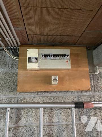 AXE VIRE-CAEN , PAVILLON DE PLAIN -PIED AVEC TERRAIN 