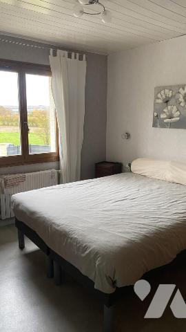 AXE VIRE-CAEN , PAVILLON DE PLAIN -PIED AVEC TERRAIN 