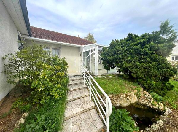 Maison familialle proche des commodités