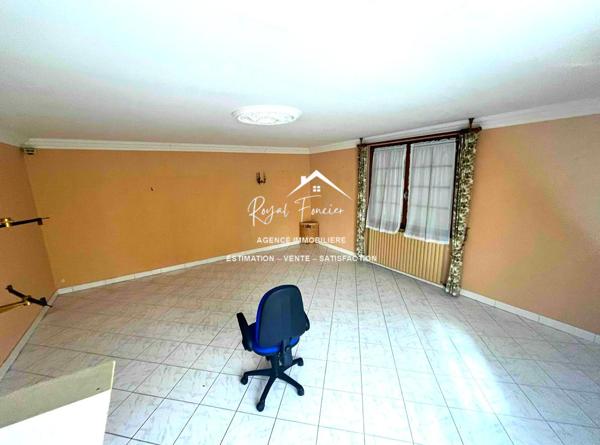 Maison familialle proche des commodités