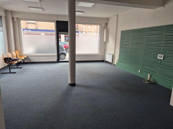 Local commercial à louer à Saint-Pol-sur-Mer dans le Nord (59430), ref : S5416   
CENTRE