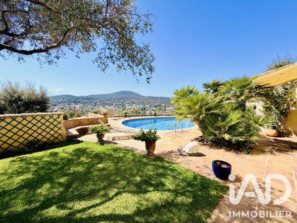 Maison à vendre 6 pièces 155 m² Sainte-Maxime