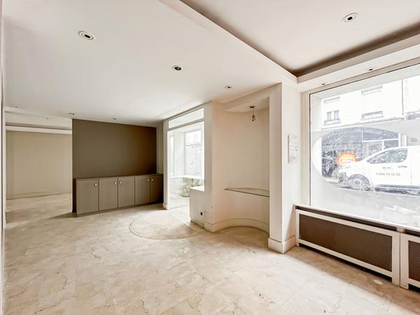 Immeuble commercial Melun 260 m2