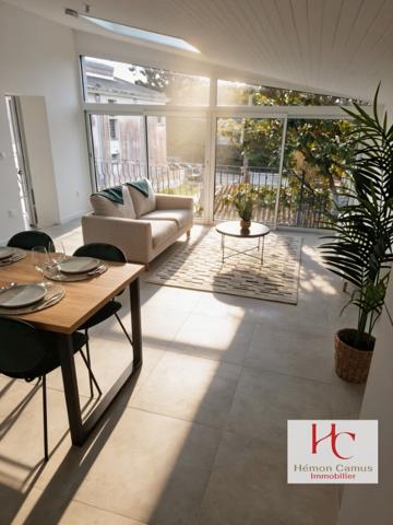 Maison-Appartement de 113 m² entièrement rénové au coeur de Saint-Marc-sur-Mer :,  
Saint marc sur mer 44600