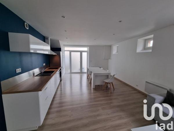 Immeuble à vendre 197 m² Louverné