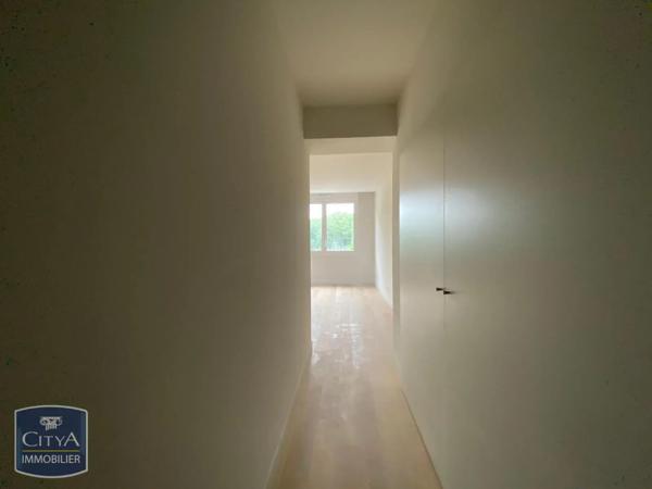 Appartement à louer 2 pièces 62.85m² Le Havre (76620)