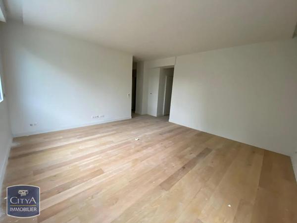Appartement à louer 2 pièces 62.85m² Le Havre (76620)