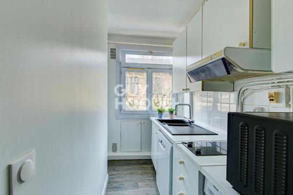 PARIS XVI - 49m2 / 2 chambres, Meublé, Tour Eiffel