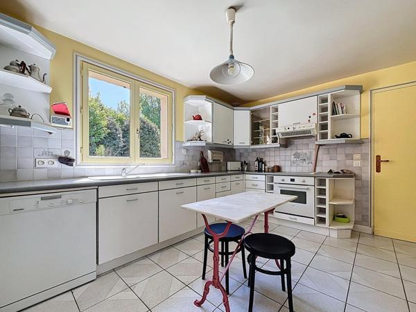 Maison à OINVILLE-SUR-MONTCIENT, 78250 - 6 pièces 132m²