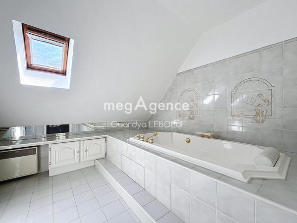 Maison à OINVILLE-SUR-MONTCIENT, 78250 - 6 pièces 132m²