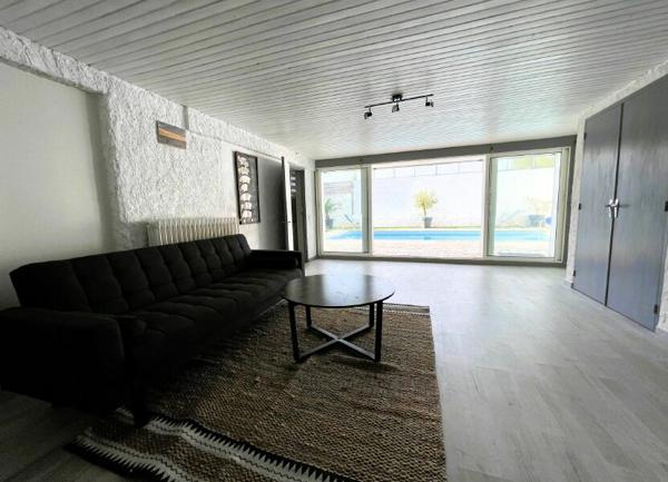 Maison à vendre    6 pièces • 179 m2 Lagord