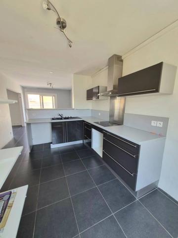 MAISON T5 LIBRE SUR 3 FACES avec GARAGE