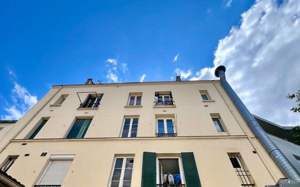 Appartement à vendre    2 pièces • 28,04 m2 Le Bourget