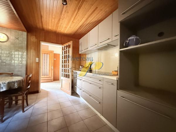 Maison 8 pièces de 194 m² à Basse-goulaine