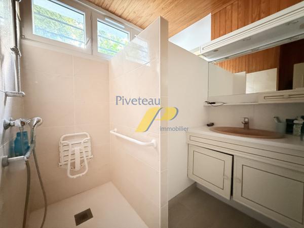 Maison 8 pièces de 194 m² à Basse-goulaine