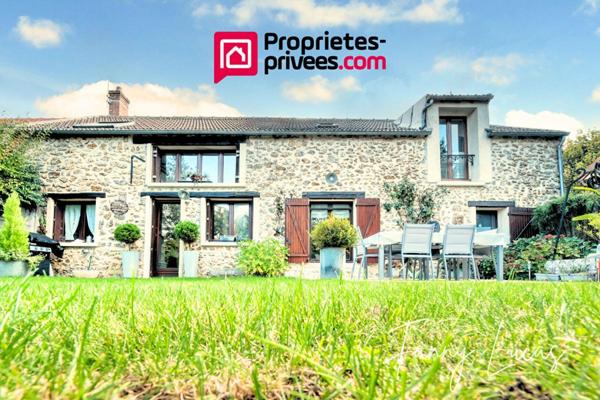 Bien de caractère et sa pièce de vie façon Loft