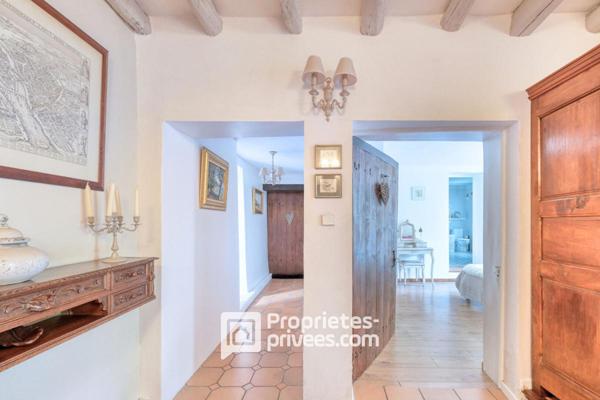 Bien de caractère et sa pièce de vie façon Loft