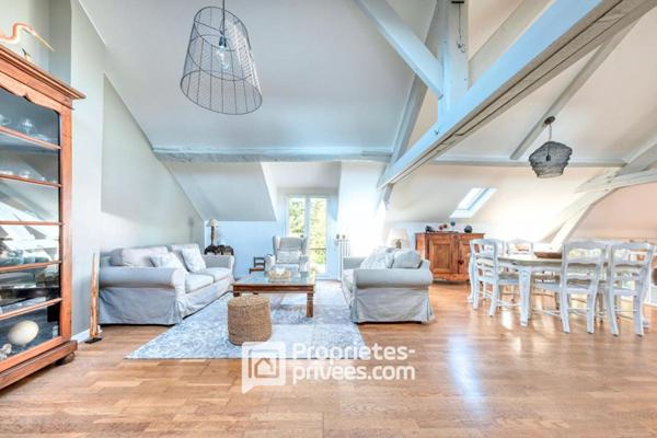 Bien de caractère et sa pièce de vie façon Loft