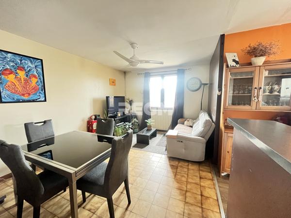 Mauguio (34130) Maison familiale de type 6 de 180 m2