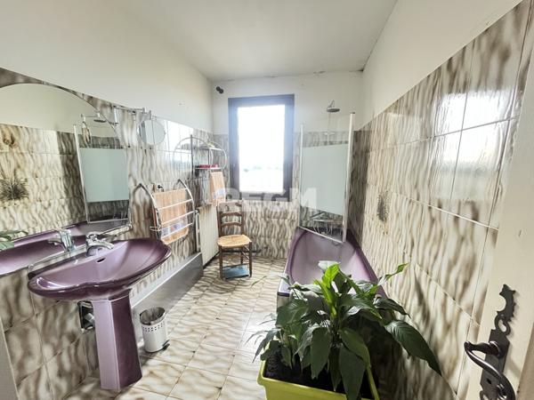 Mauguio (34130) Maison familiale de type 6 de 180 m2