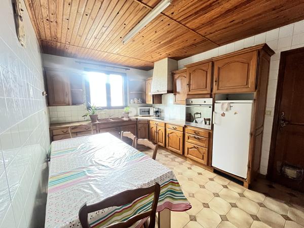 Mauguio (34130) Maison familiale de type 6 de 180 m2