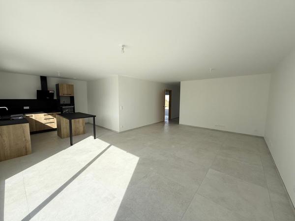 Maison neuve 5 pièces de 122 m² à Talange, terrain de 198 m²