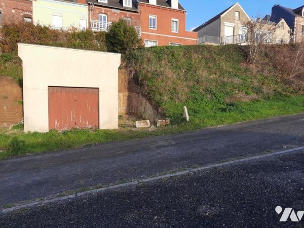 TERRAIN A BATIR VUE MER