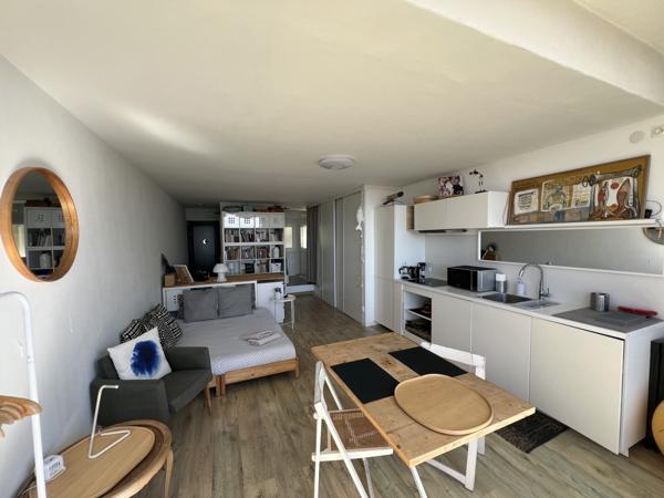 La Ciotat (13600) Mini loft T1/2 MEUBLE de 37 m2 ,superbe vue mer !