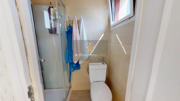 Location                                                      Appartement
                        
                     5 pièces                      90 m2                     à Le Pecq
