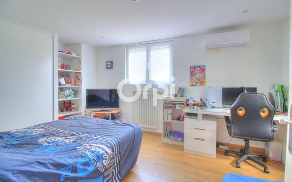 Maison à vendre    4 pièces • 115,57 m2 Meyzieu