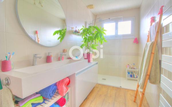 Maison à vendre    4 pièces • 115,57 m2 Meyzieu