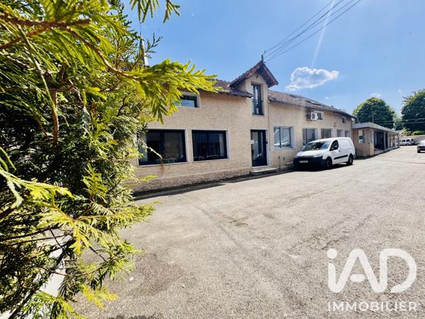 Murs commerciaux  à vendre 148 m² Garancières