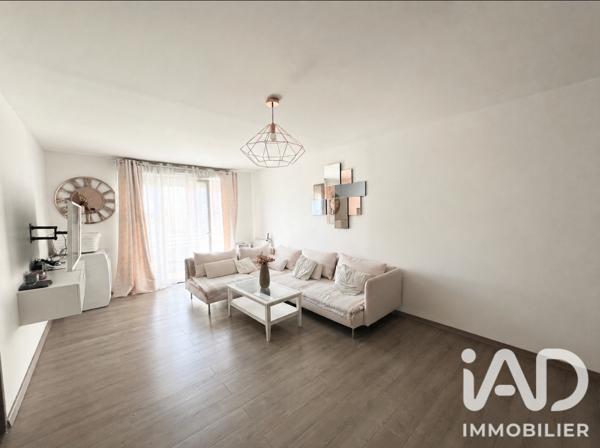 Appartement à vendre 4 pièces 77,6 m² Trappes