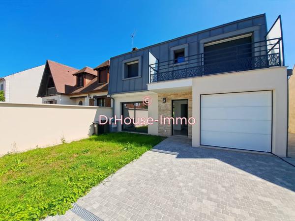 Maison à vendre 6 pièces de 141 m²