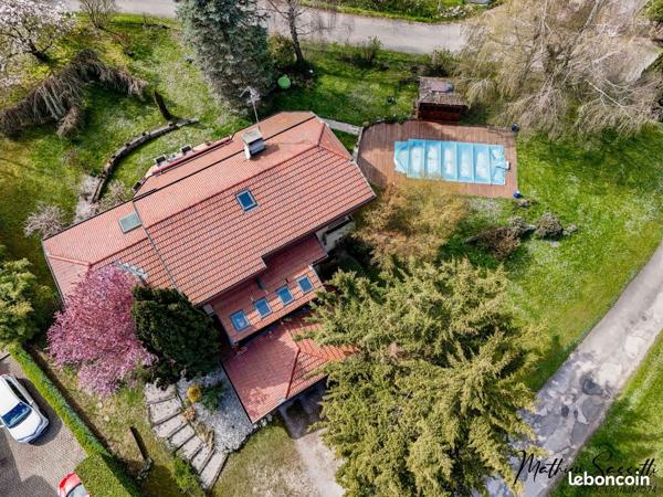 Maison 5 pièces avec garage et jardin