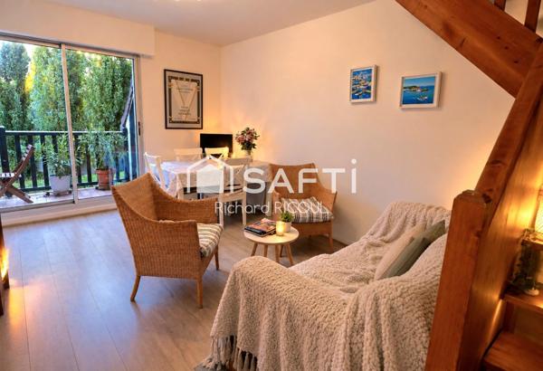 Dans l'éventail. Duplex 53m² - Cheminée - Plage 9' à pied - 2 ch, 2 sdb.