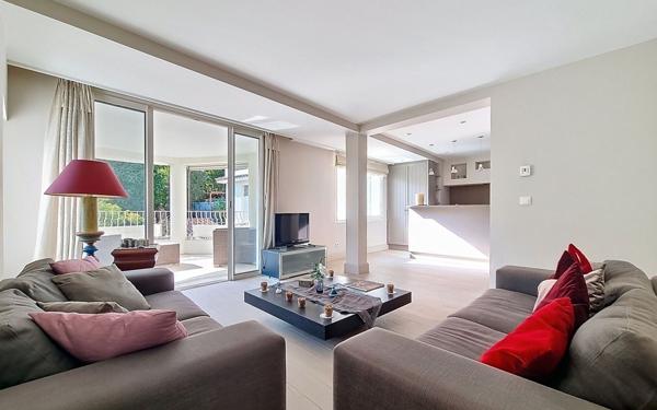 Appartement à vendre    3 pièces • 73,72 m2 Le Cannet