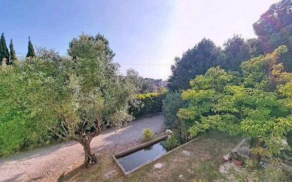 Appartement à vendre    3 pièces • 73,72 m2 Le Cannet