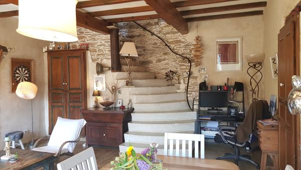 Ersa (20275) Immense maison à Ersa