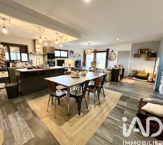 Maison à vendre 5 pièces 117 m² Salles