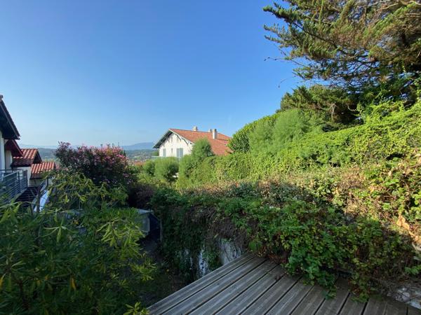 Maison
                                                                                                                                                                                                                                                                                                                        3 pièce(s)                                                                                                                                                                                                          2 chambre(s)                                                                                                                                                                                                          105  m²