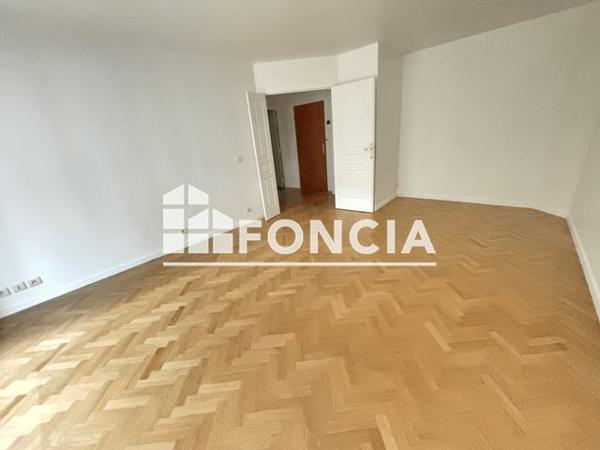 Location Appartement 2 pièces 51.19 m² - 49 RUE DU CHEVALIER DE LA BARRE Issy Les Moulineaux 92130