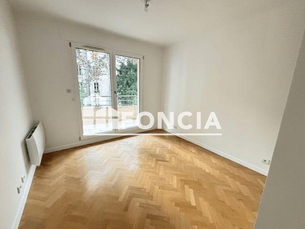 Location Appartement 2 pièces 51.19 m² - 49 RUE DU CHEVALIER DE LA BARRE Issy Les Moulineaux 92130