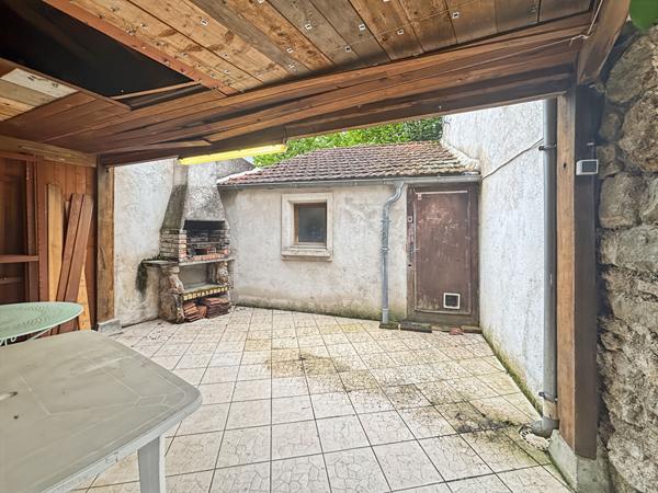 Maison à vendre à Cesson - secteur Saint-Leu avec terrasse, jardin et cave