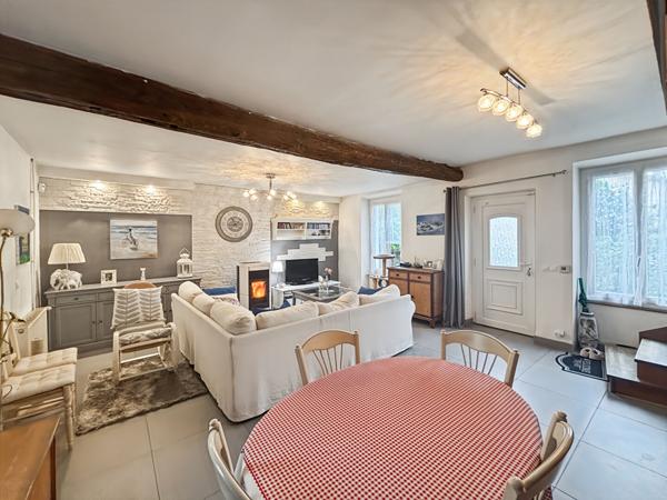 Maison à vendre à Cesson - secteur Saint-Leu avec terrasse, jardin et cave