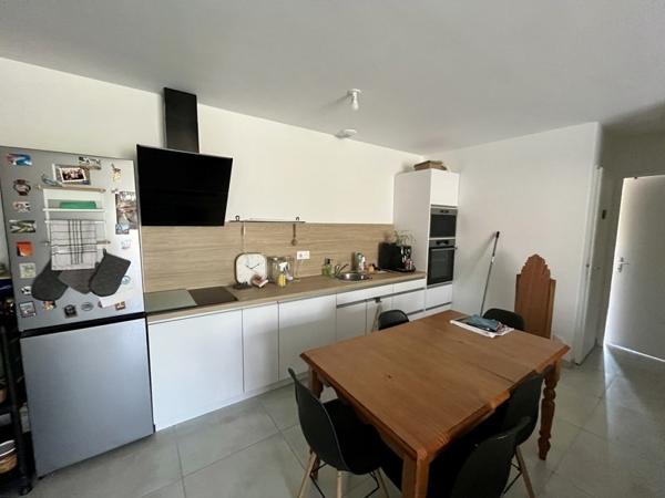 Maison à louer 780 € CC Médis 2 p 55 m² DPE C