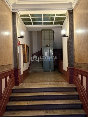 Montpellier (34000) COMEDIE, T5 136m2, 3ème étage immeuble haussmannien avec ascenseur