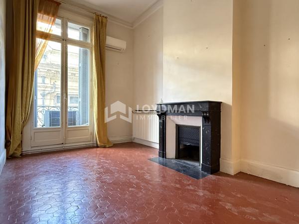 Montpellier (34000) COMEDIE, T5 136m2, 3ème étage immeuble haussmannien avec ascenseur