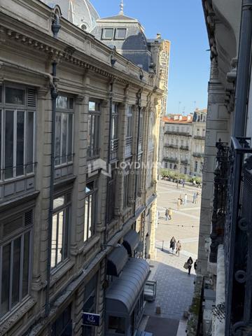 Montpellier (34000) COMEDIE, T5 136m2, 3ème étage immeuble haussmannien avec ascenseur