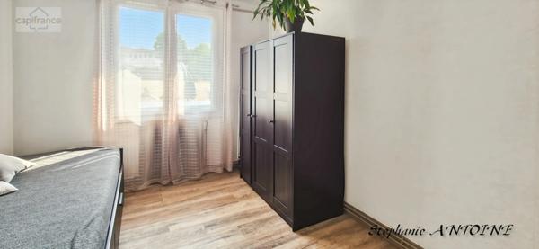 Maison de plain-pied T4, 89 m2 , avec jardin proche école collège et centre-ville ! 🌟